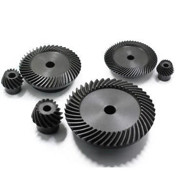 Duży moduł spiralny Bevel Gear Wysokiej jakości Forging Wielkie Koło Korony Koło Pinion Profesjonalny Producent