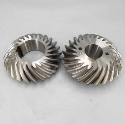 Duży moduł spiralny Bevel Gear Wysokiej jakości Forging Wielkie Koło Korony Koło Pinion Profesjonalny Producent